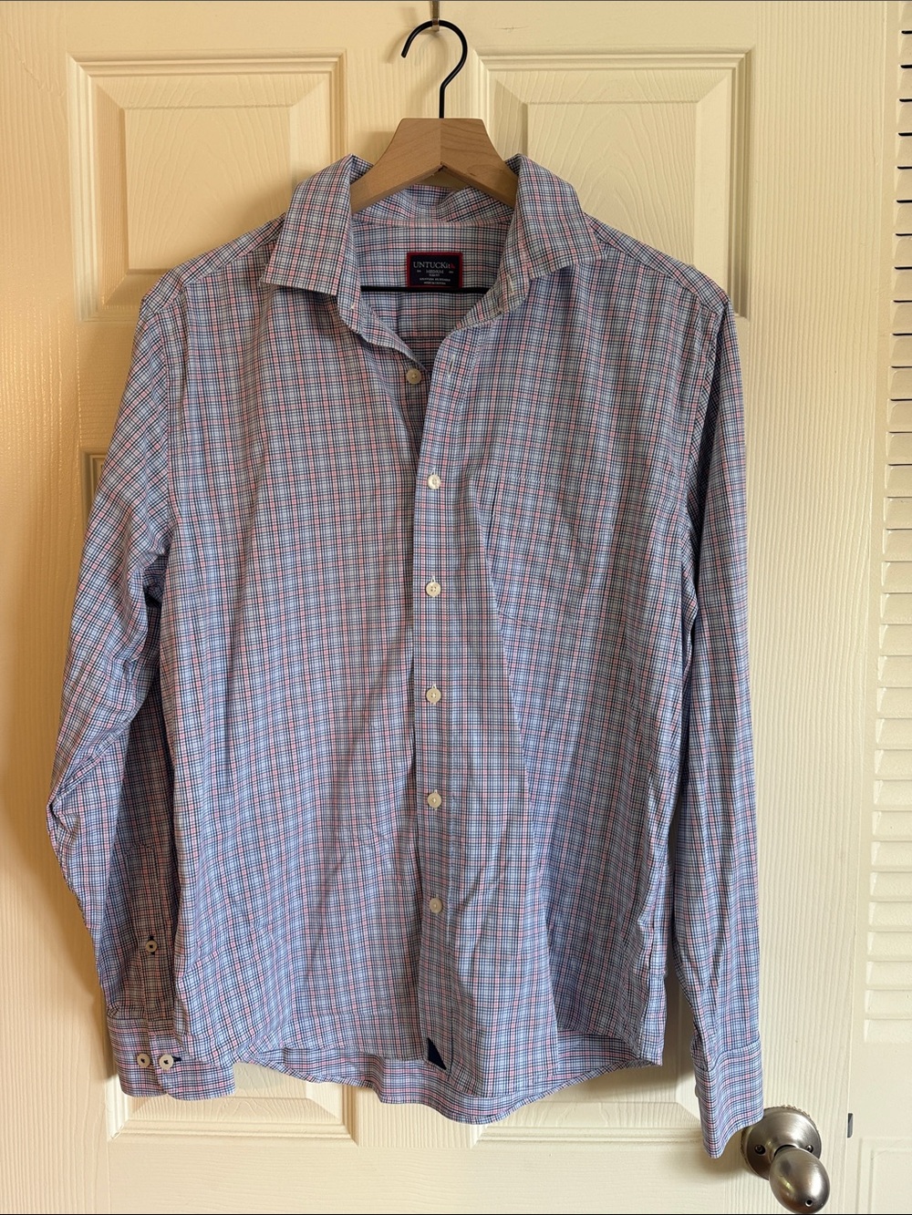 UNTUCKit Men's Blue and Pink Plaid Dress Shirt